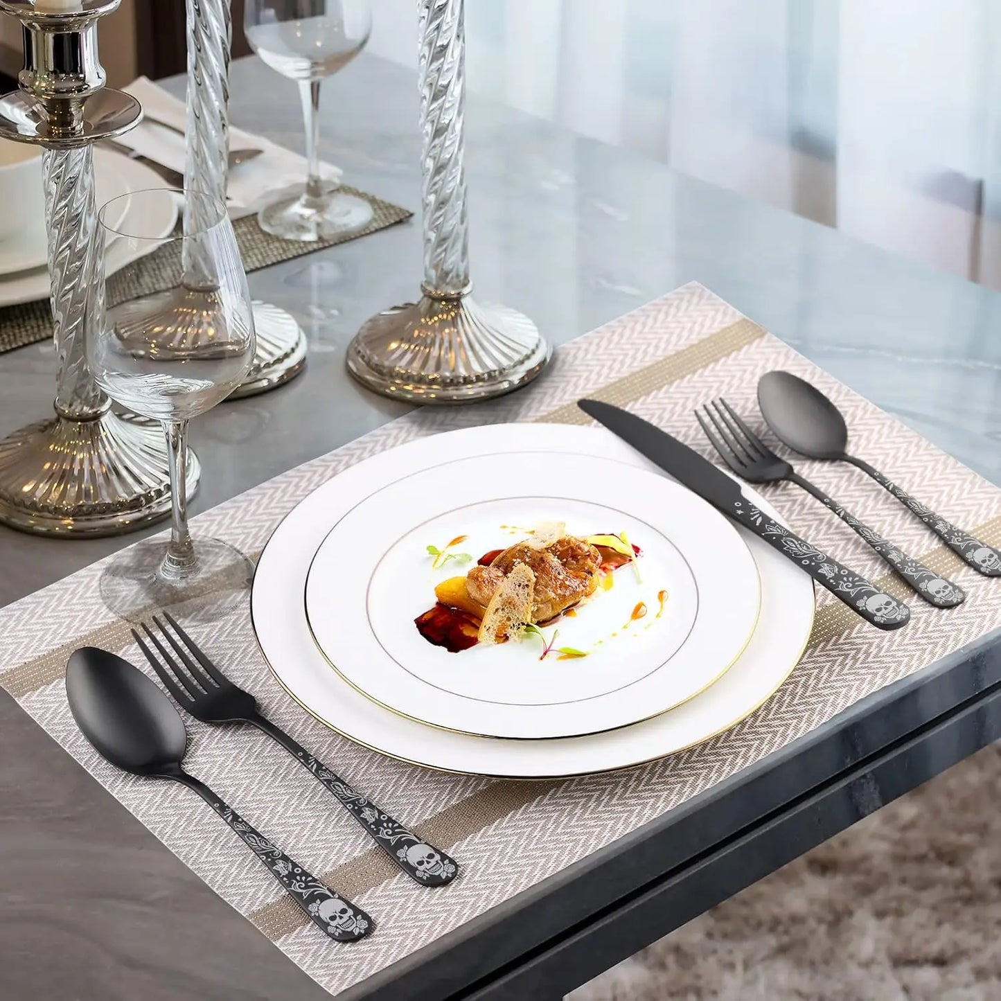 Black Skull Pattern Flatware Set For Eight